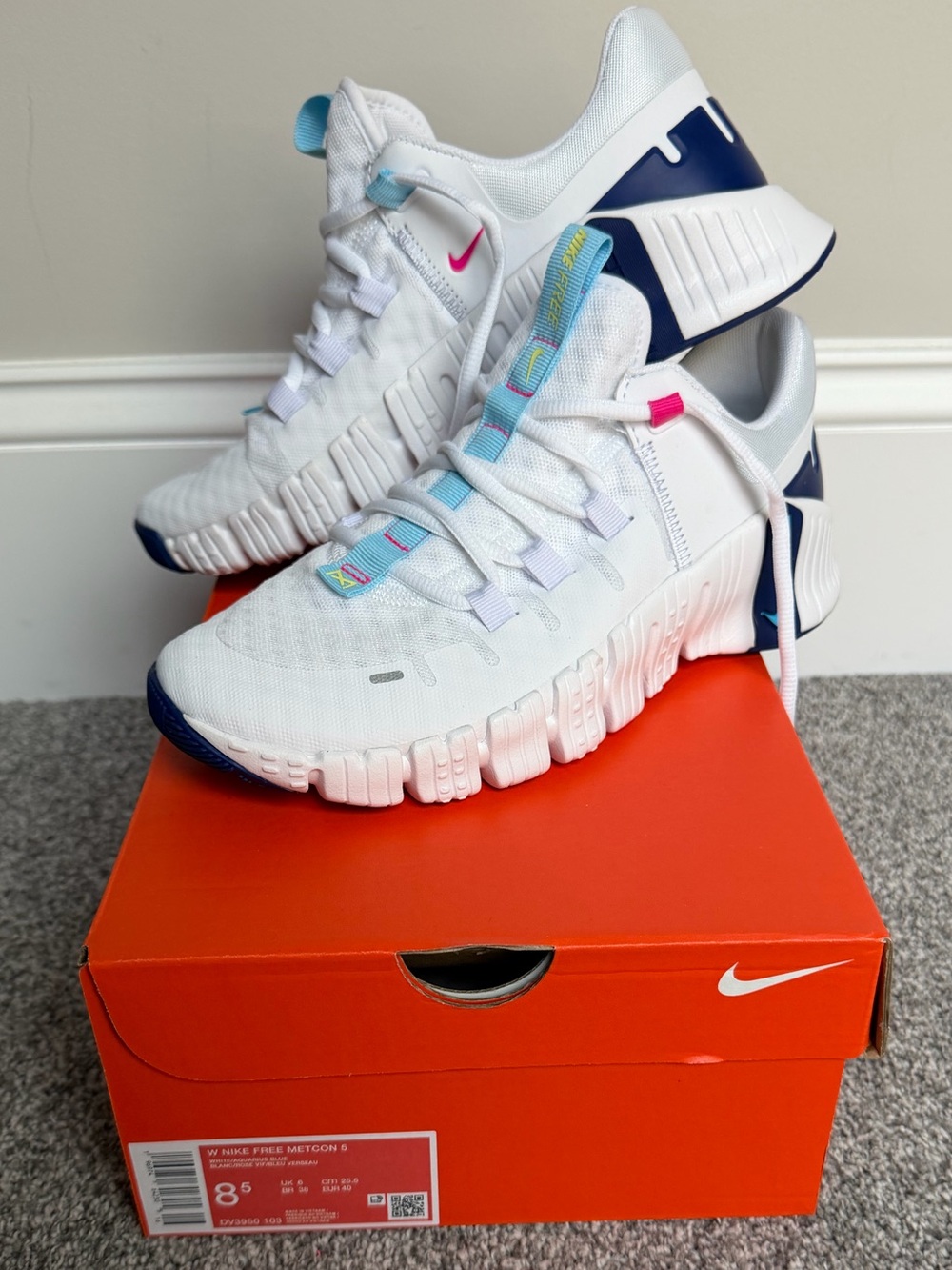 NWB Nike Women’s Free Metcon 5